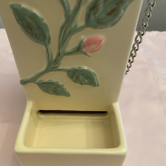VINTAGE SHABBY CHIC BIRD FEEDER IN CREAM, PINK AND GREEN DISTRESSED COLOURS - Picture 11 of 11
